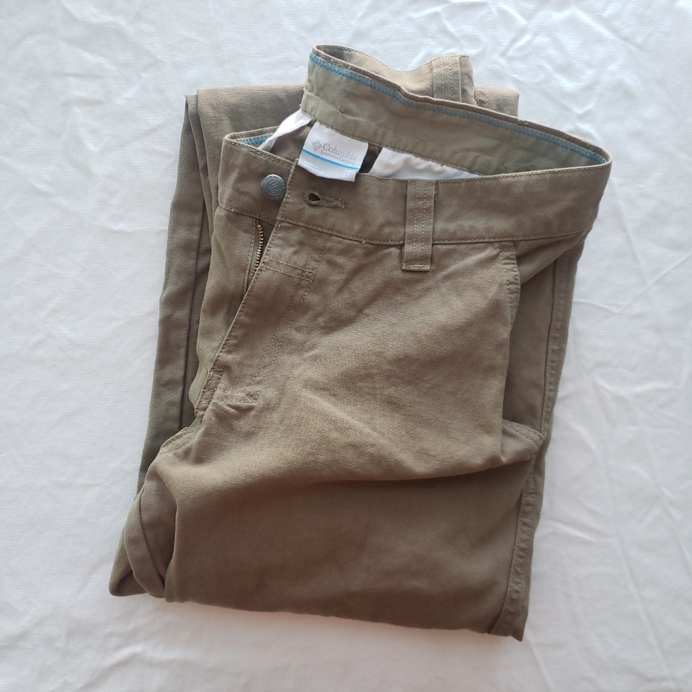 Columbia Men Regular Fit Tan Color